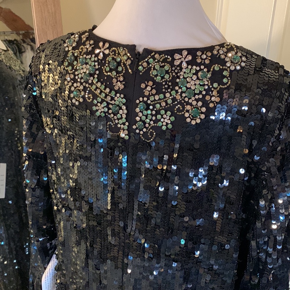 MAC DUGGAL
Beaded Neckline Long Sleeve Dress - Picture 12 of 15